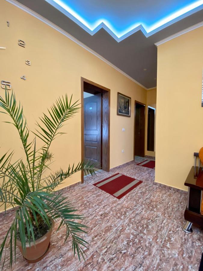 Vila A Hotel Korça Kültér fotó