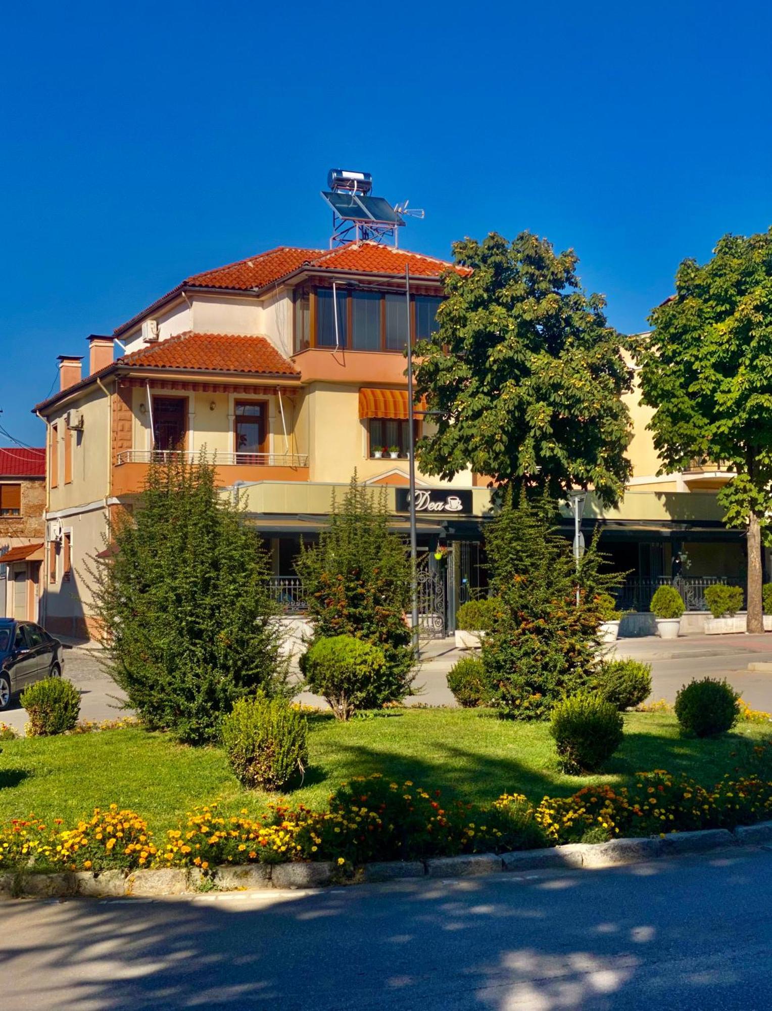 Vila A Hotel Korça Kültér fotó